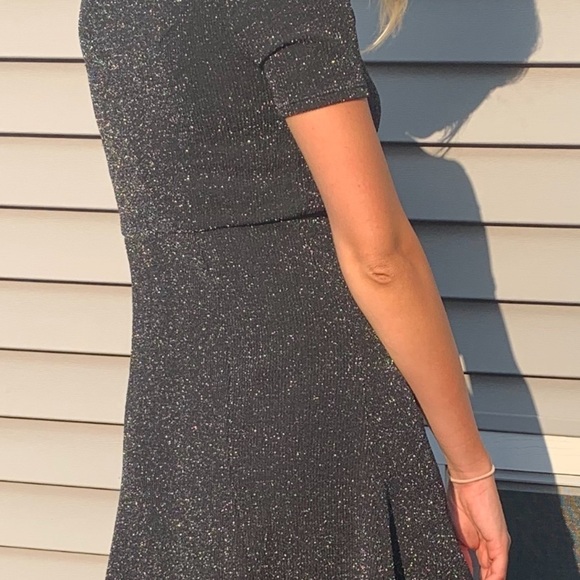 Urban Outfitters Tie Front Mini NWOT - Picture 2 of 3